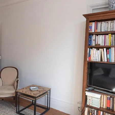 Charming Apartment Just Steps From The Pantheon Apartment Paris