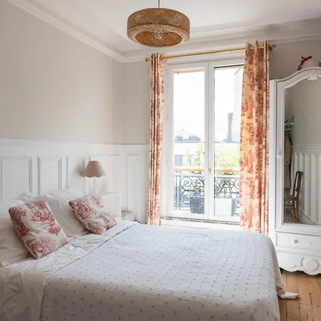 Apartment Charming Just Steps From The Pantheon *
